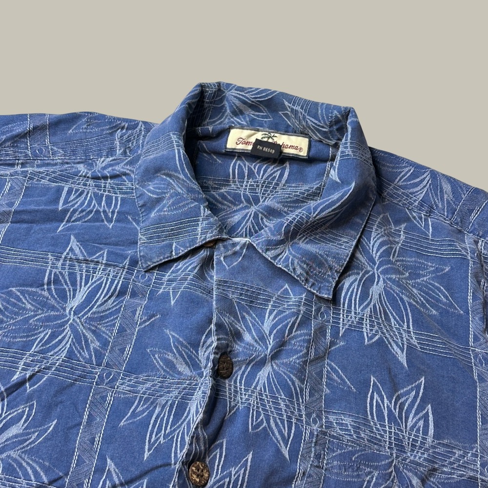 Tommy Bahama Shirt Mens Medium Blue Silk Floral Jacquard Button Down Camp Marlin